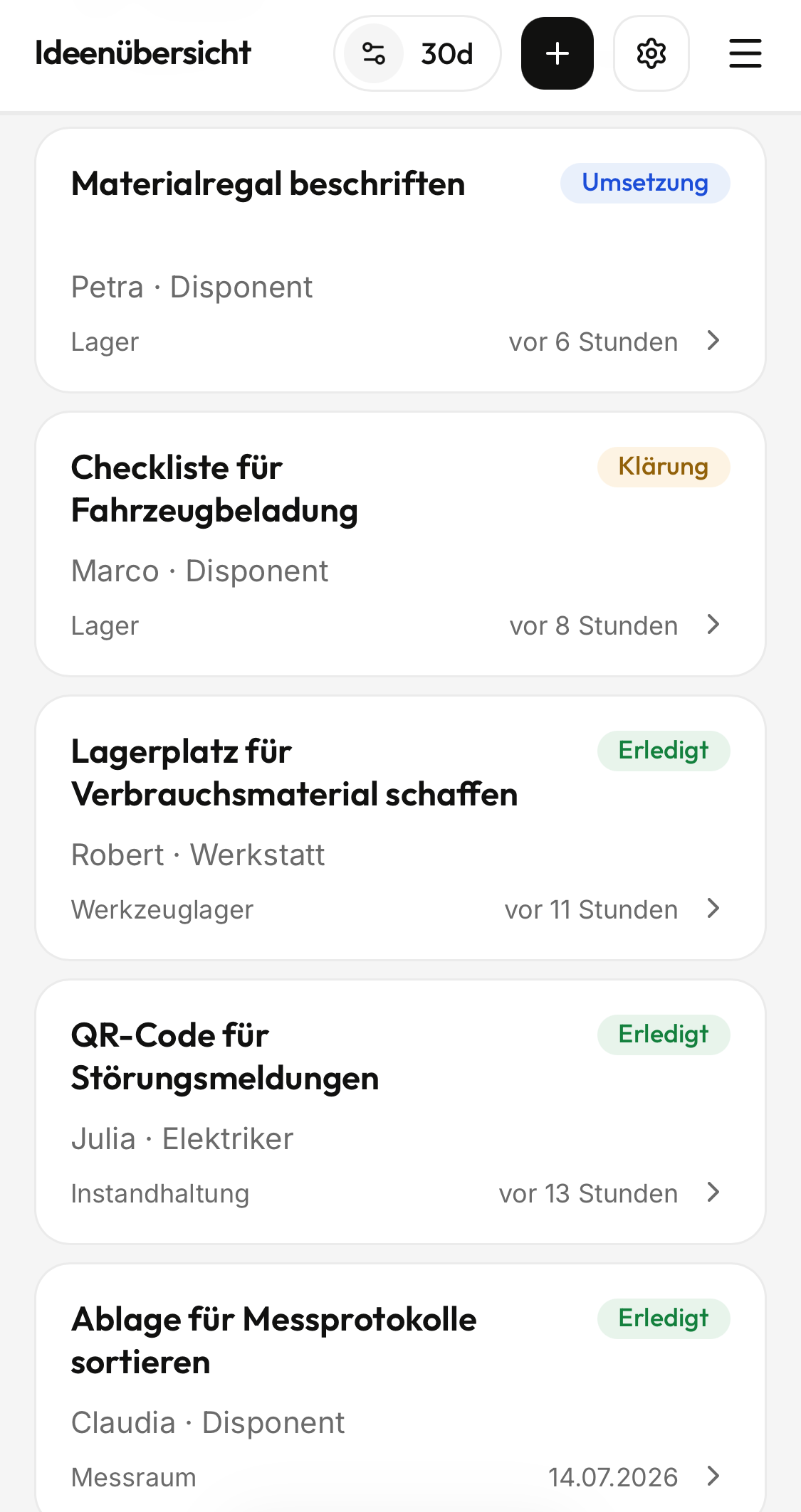 Liste eingereichter Ideen mit Status-Badges